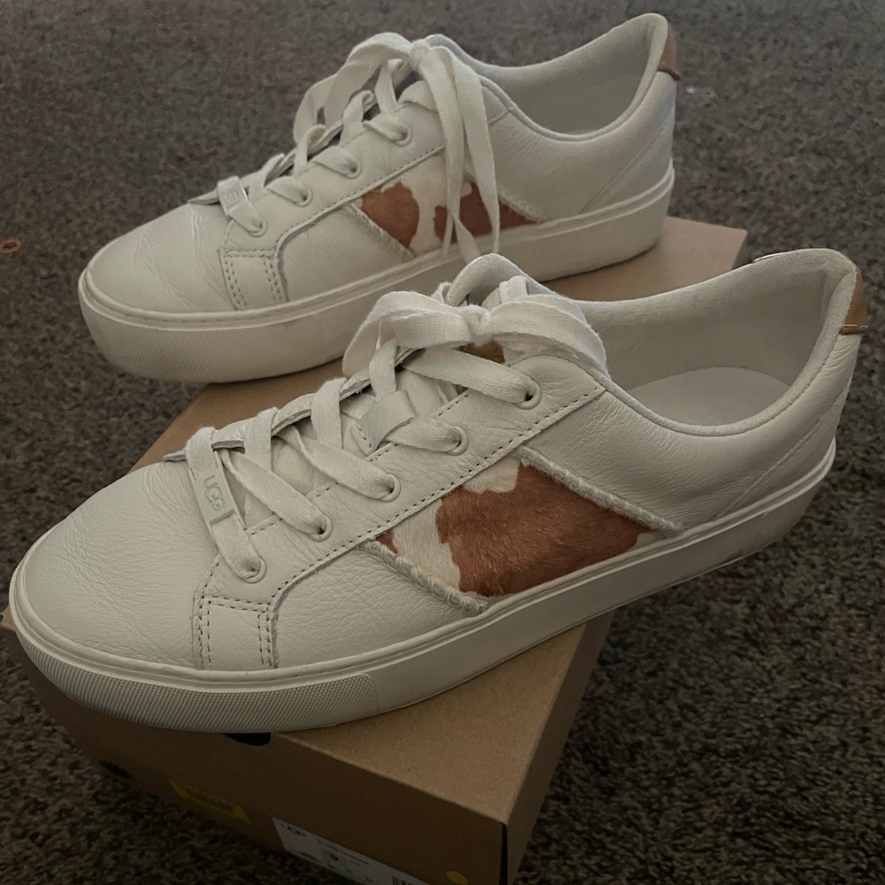 UGG sneaker